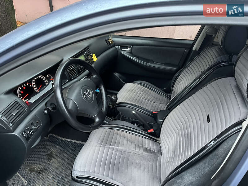 Универсал Toyota Corolla 2003 в Черновцах