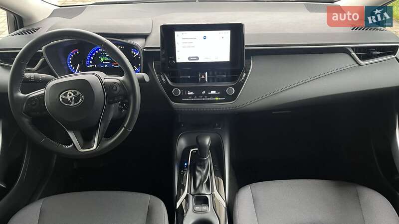 Седан Toyota Corolla 2025 в Киеве