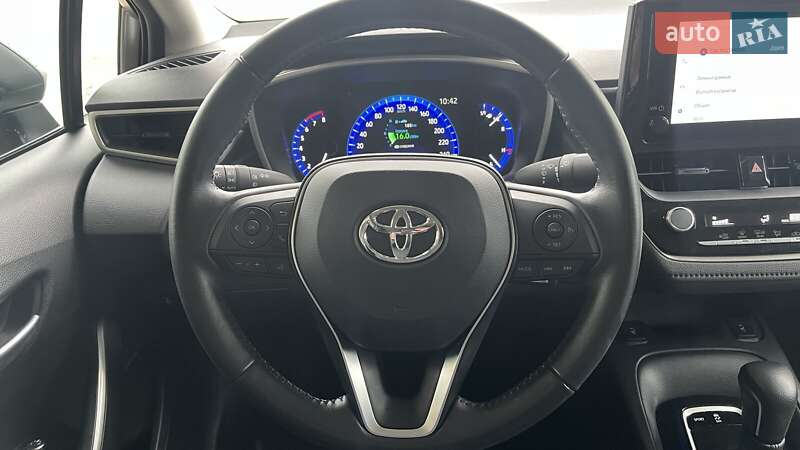 Седан Toyota Corolla 2025 в Киеве