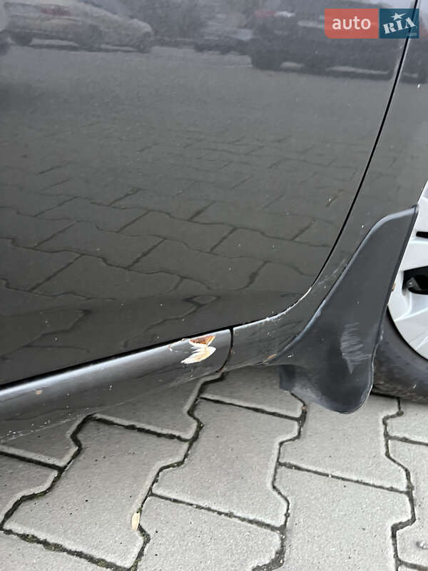 Седан Toyota Corolla 2008 в Тернополе