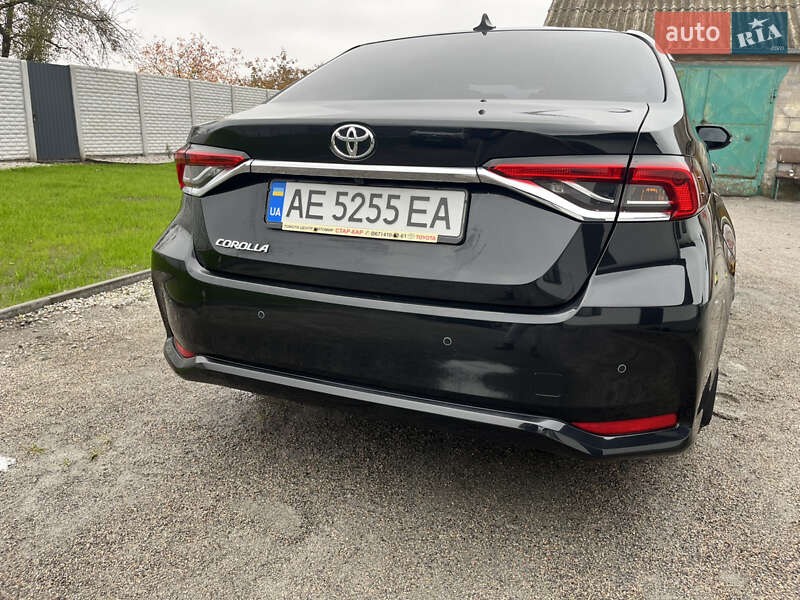 Седан Toyota Corolla 2019 в Новомосковську