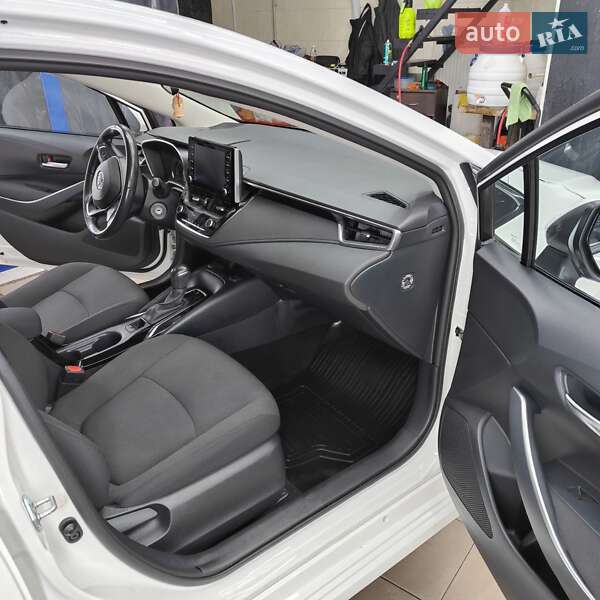 Седан Toyota Corolla 2021 в Одессе