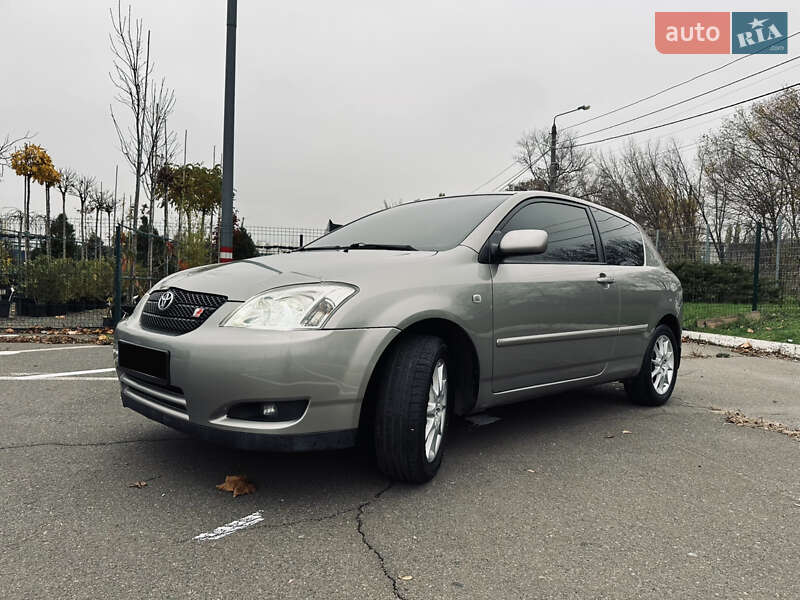 Toyota Corolla 2003