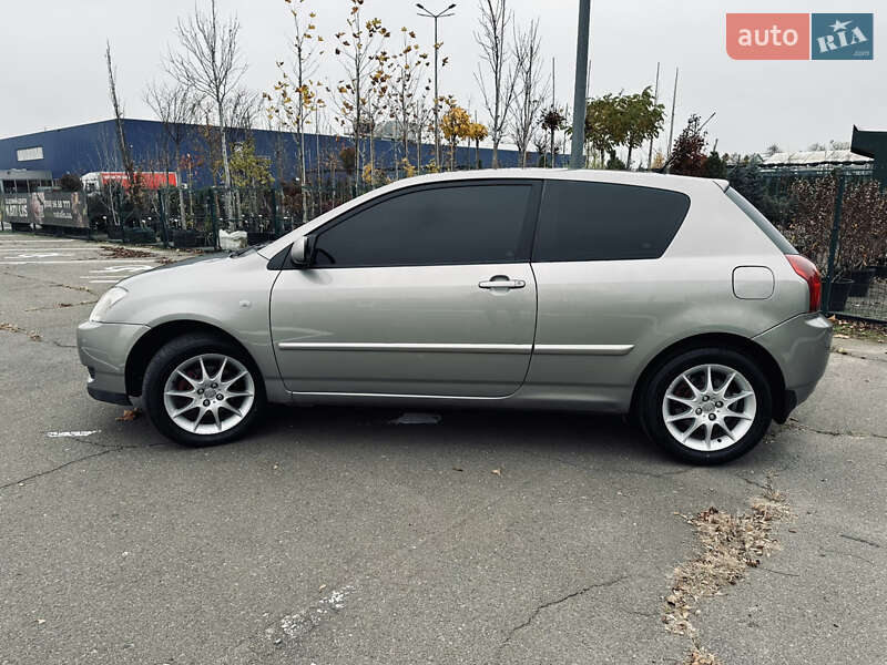 Хэтчбек Toyota Corolla 2003 в Одессе фото 6 Хэтчбек Toyota Corolla 2003 в Одессе