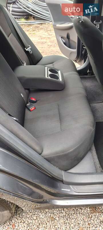 Седан Toyota Corolla 2008 в Киеве