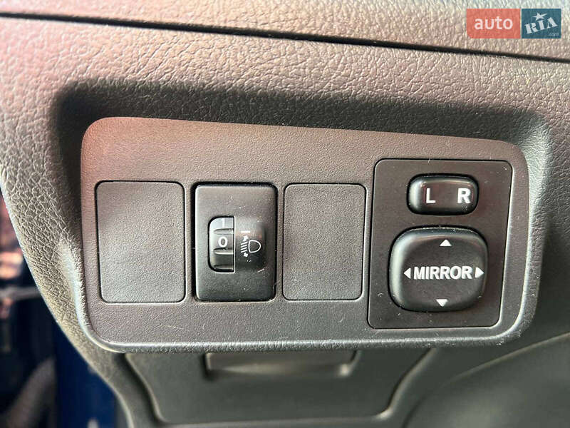 Седан Toyota Corolla 2008 в Львове