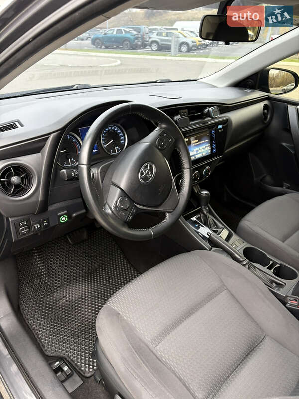 Седан Toyota Corolla 2016 в Киеве фото 20 Седан Toyota Corolla 2016 в Киеве