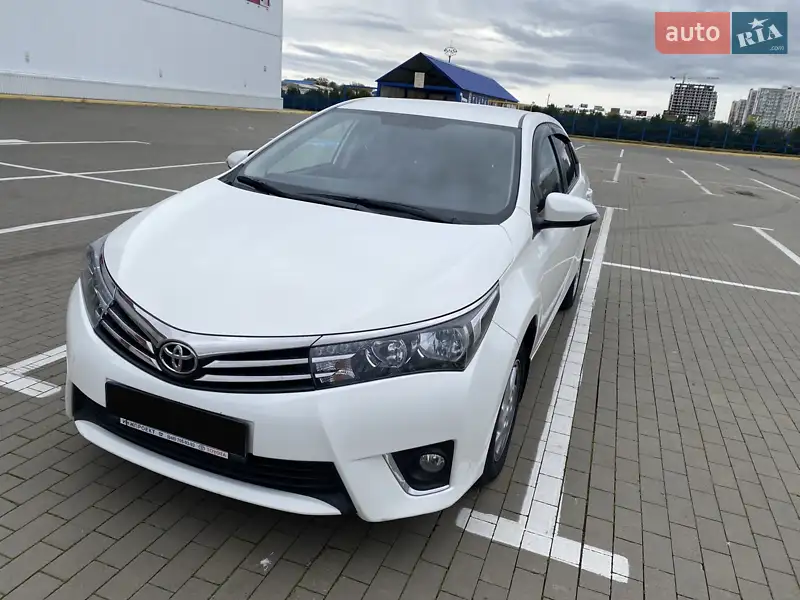 Toyota Corolla 2015
