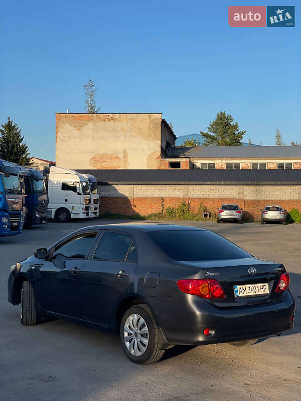 Седан Toyota Corolla 2008 в Києві