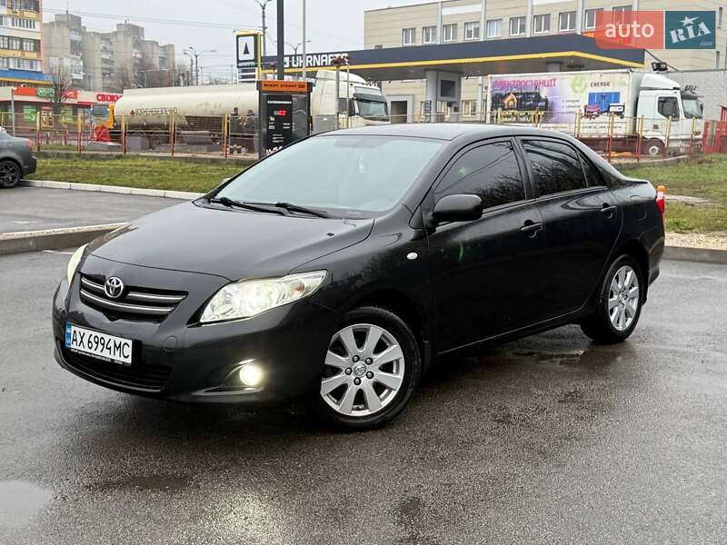 Седан Toyota Corolla 2008 в Харькове