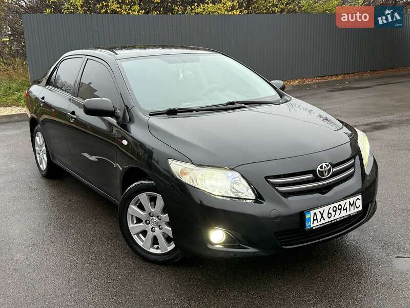 Седан Toyota Corolla 2008 в Харькове