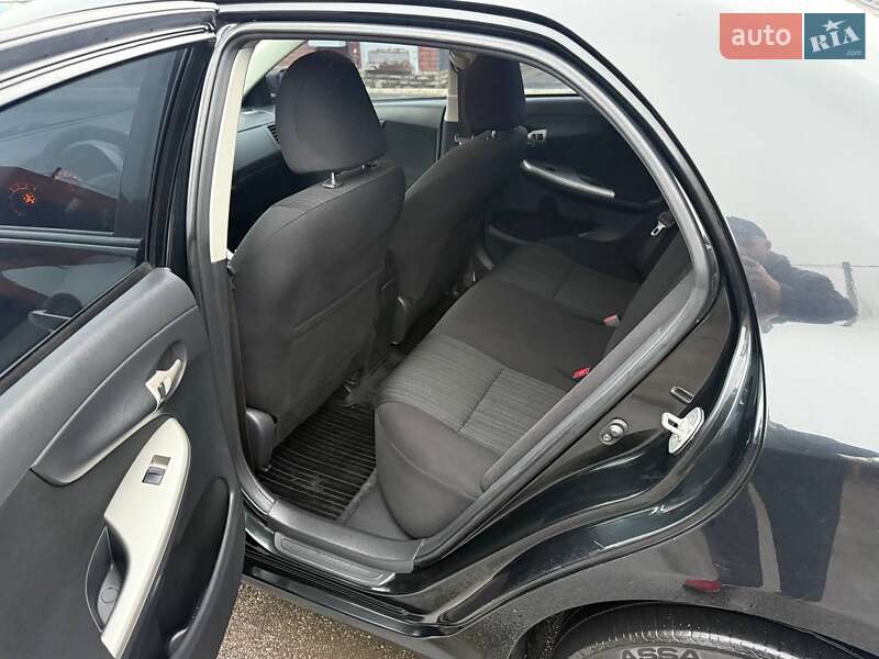 Седан Toyota Corolla 2008 в Харькове