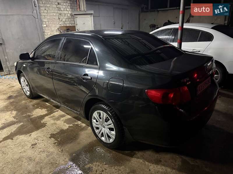 Седан Toyota Corolla 2008 в Харькове