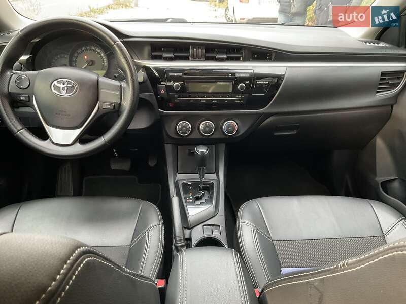 Седан Toyota Corolla 2016 в Києві фото 24 Седан Toyota Corolla 2016 в Києві