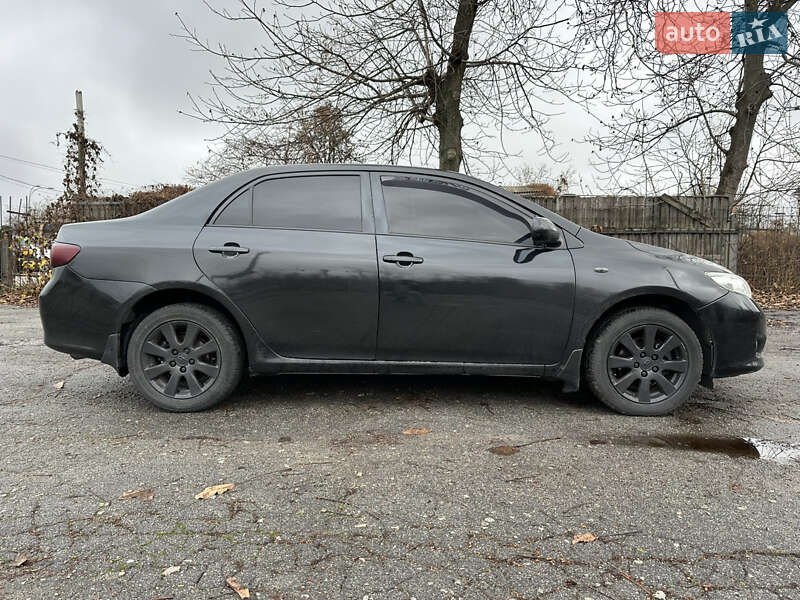 Седан Toyota Corolla 2009 в Киеве
