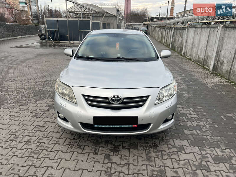 Седан Toyota Corolla 2006 в Житомирі фото Седан Toyota Corolla 2006 в Житомирі