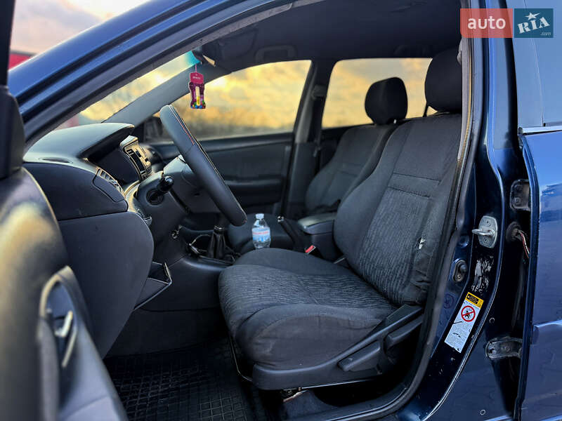 Універсал Toyota Corolla 2004 в Чернівцях фото 23 Універсал Toyota Corolla 2004 в Чернівцях