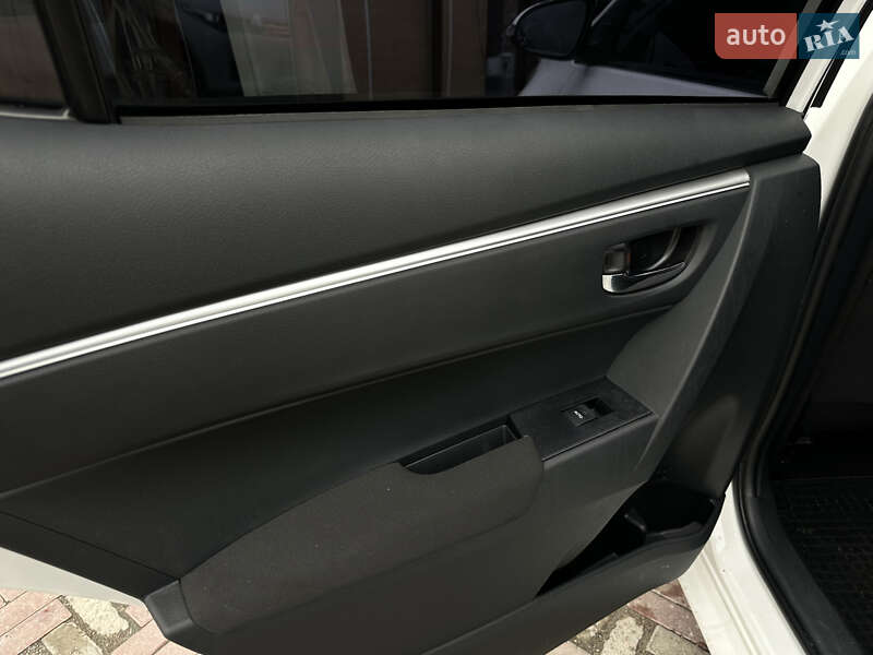 Седан Toyota Corolla 2016 в Харькове фото 22 Седан Toyota Corolla 2016 в Харькове