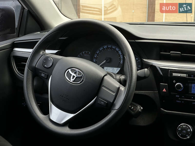 Седан Toyota Corolla 2016 в Харькове фото 30 Седан Toyota Corolla 2016 в Харькове