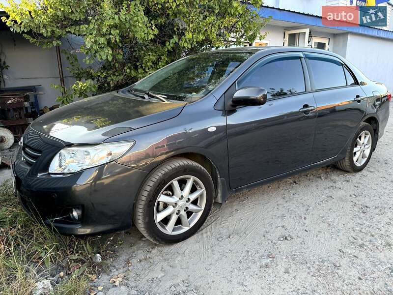 Седан Toyota Corolla 2008 в Киеве