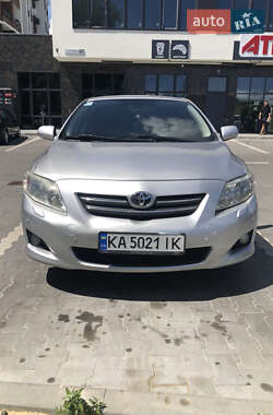 Седан Toyota Corolla 2008 в Киеве