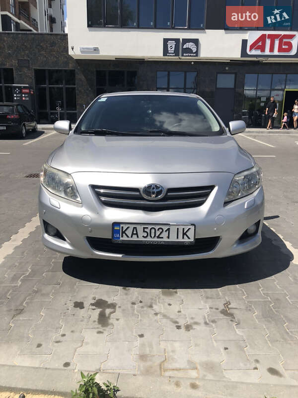 Седан Toyota Corolla 2008 в Киеве фото Седан Toyota Corolla 2008 в Киеве