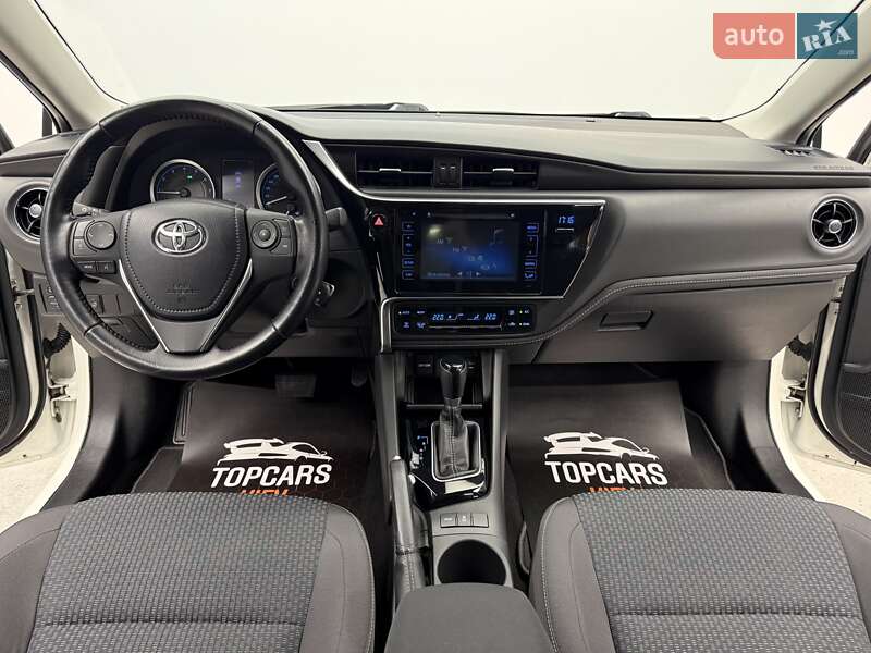 Седан Toyota Corolla 2017 в Киеве фото 38 Седан Toyota Corolla 2017 в Киеве