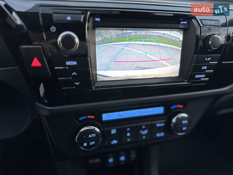 Седан Toyota Corolla 2015 в Одессе