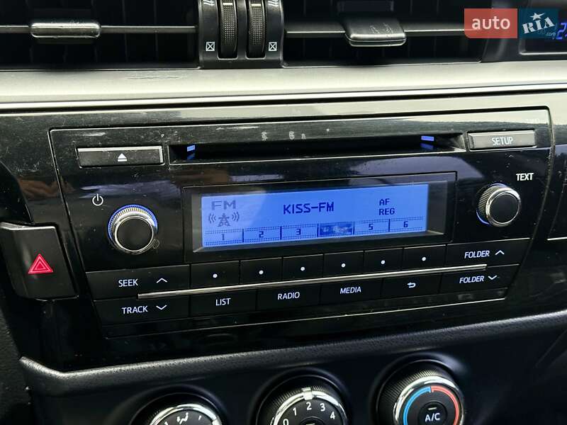 Седан Toyota Corolla 2014 в Харькове фото 14 Седан Toyota Corolla 2014 в Харькове