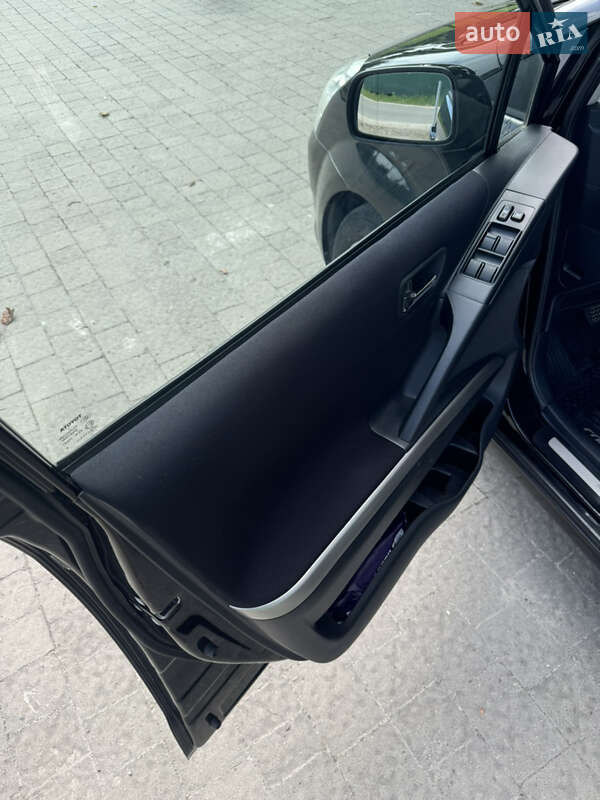 Хэтчбек Toyota Corolla 2006 в Львове фото 11 Хэтчбек Toyota Corolla 2006 в Львове