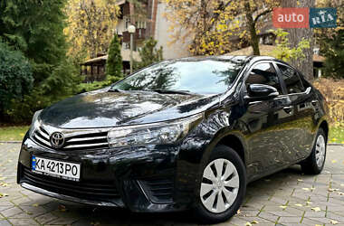 Седан Toyota Corolla 2014 в Черкасах