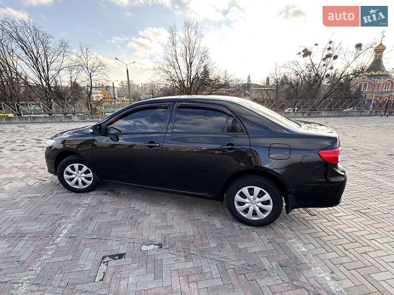 Седан Toyota Corolla 2012 в Харькове фото 14 Седан Toyota Corolla 2012 в Харькове