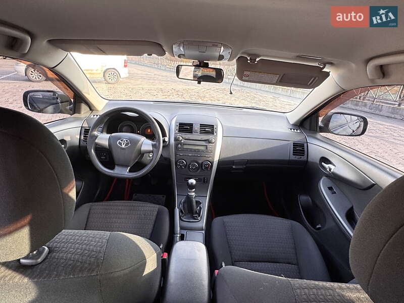 Седан Toyota Corolla 2012 в Харькове фото 22 Седан Toyota Corolla 2012 в Харькове