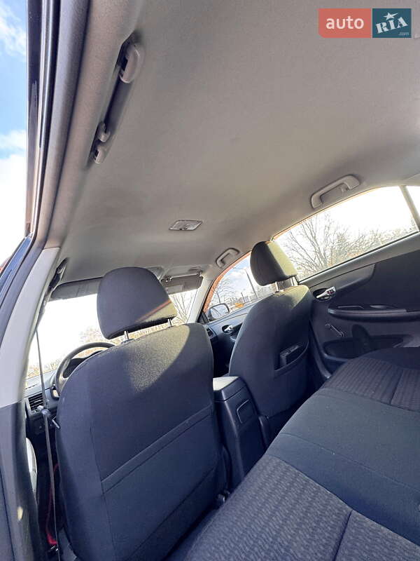 Седан Toyota Corolla 2012 в Харькове фото 30 Седан Toyota Corolla 2012 в Харькове