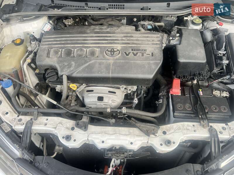 Седан Toyota Corolla 2013 в Василькове