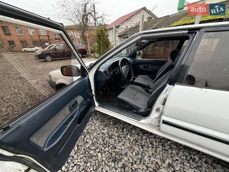 Хэтчбек Toyota Corolla 1988 в Бердичеве фото 10 Хэтчбек Toyota Corolla 1988 в Бердичеве