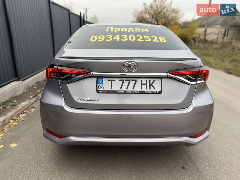 Седан Toyota Corolla 2019 в Соленом