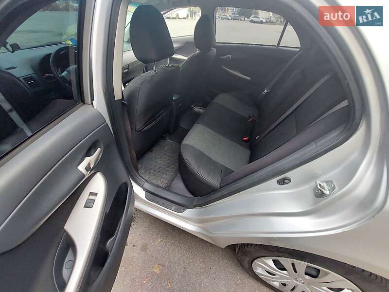 Седан Toyota Corolla 2007 в Харькове