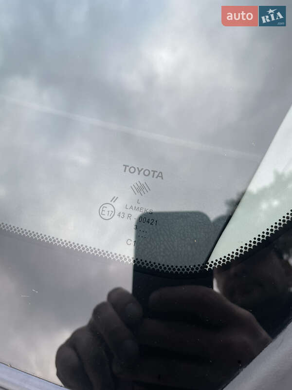 Седан Toyota Corolla 2014 в Киеве фото 23 Седан Toyota Corolla 2014 в Киеве