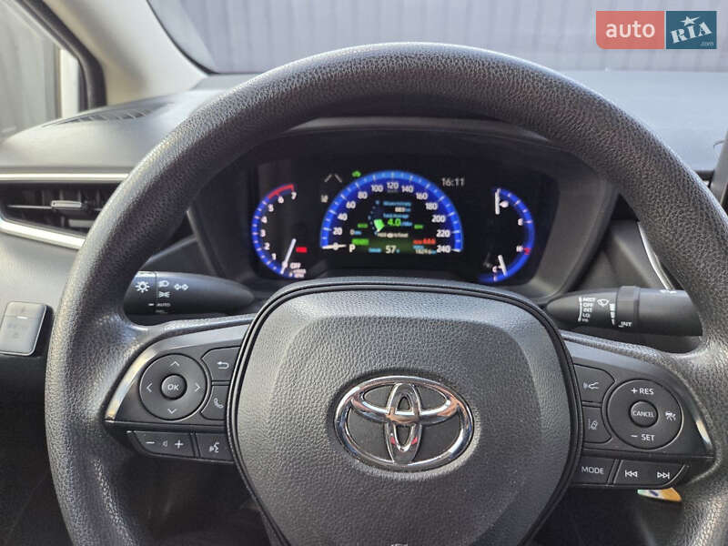 Седан Toyota Corolla 2022 в Одессе