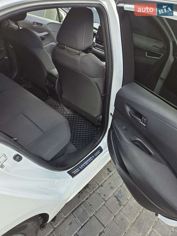 Седан Toyota Corolla 2022 в Одессе