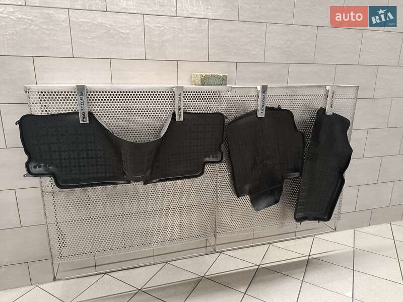 Седан Toyota Corolla 2011 в Львове фото 36 Седан Toyota Corolla 2011 в Львове