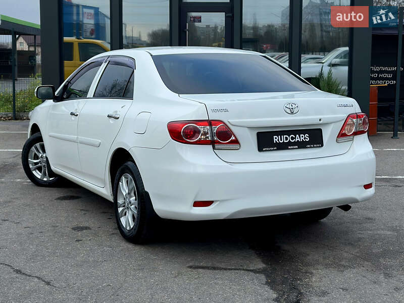 Седан Toyota Corolla 2011 в Кременчуге фото 4 Седан Toyota Corolla 2011 в Кременчуге