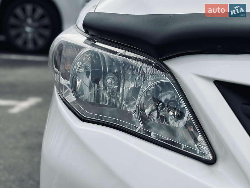 Седан Toyota Corolla 2011 в Кременчуге фото 7 Седан Toyota Corolla 2011 в Кременчуге