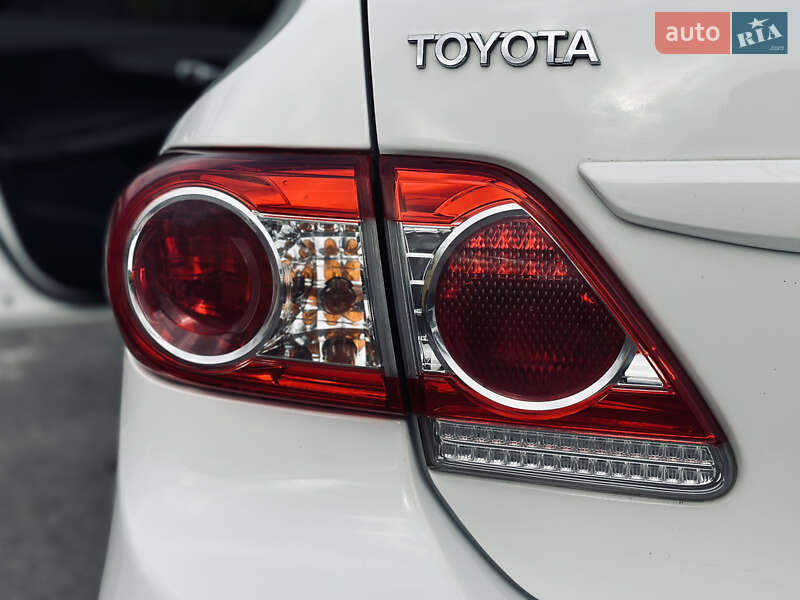 Седан Toyota Corolla 2011 в Кременчуге фото 11 Седан Toyota Corolla 2011 в Кременчуге