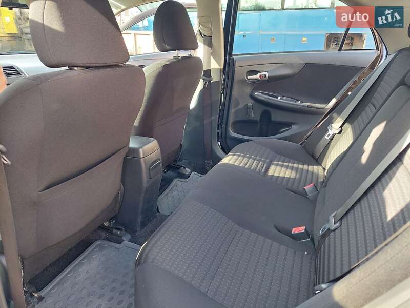 Седан Toyota Corolla 2008 в Киеве