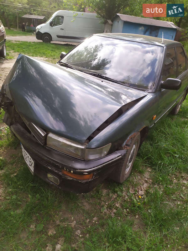 Хэтчбек Toyota Corolla 1988 в Кривом Роге фото 3 Хэтчбек Toyota Corolla 1988 в Кривом Роге