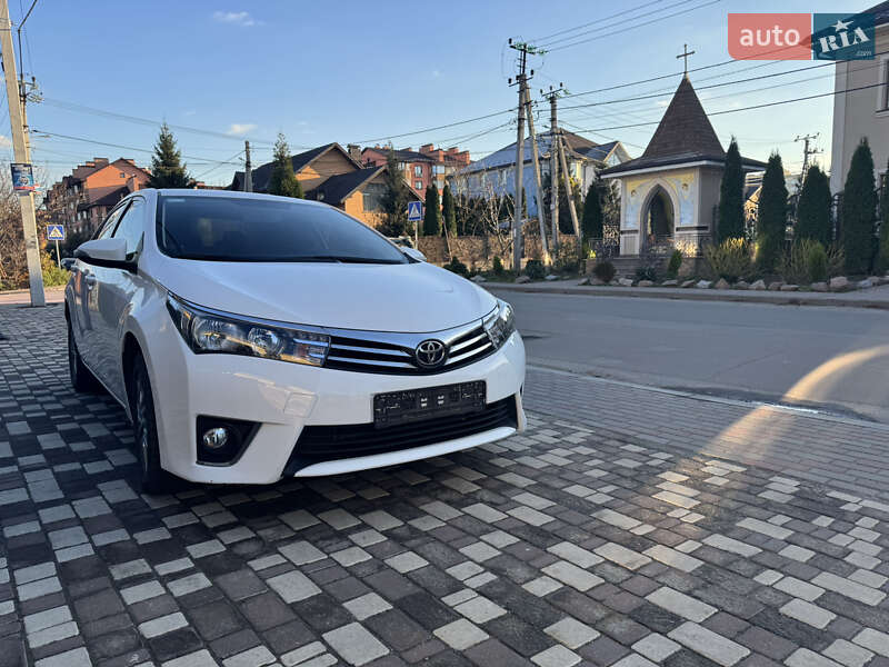 Седан Toyota Corolla 2016 в Киеве фото 5 Седан Toyota Corolla 2016 в Киеве