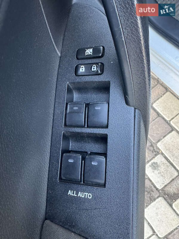 Седан Toyota Corolla 2016 в Киеве фото 23 Седан Toyota Corolla 2016 в Киеве