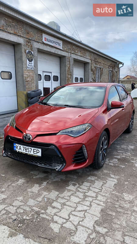 Седан Toyota Corolla 2017 в Борисполе